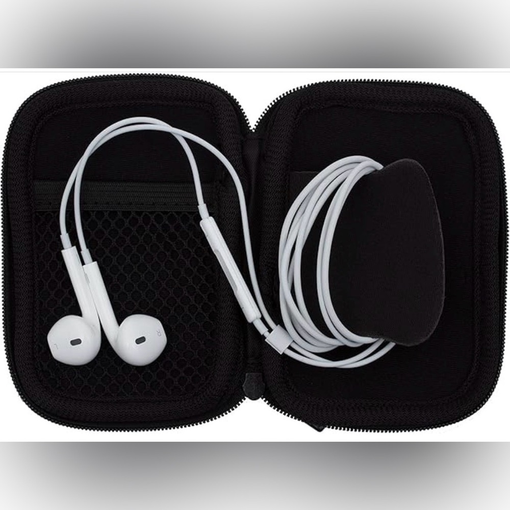 Mytagalongs Airpod + Earbud Case - Picture 5 of 5